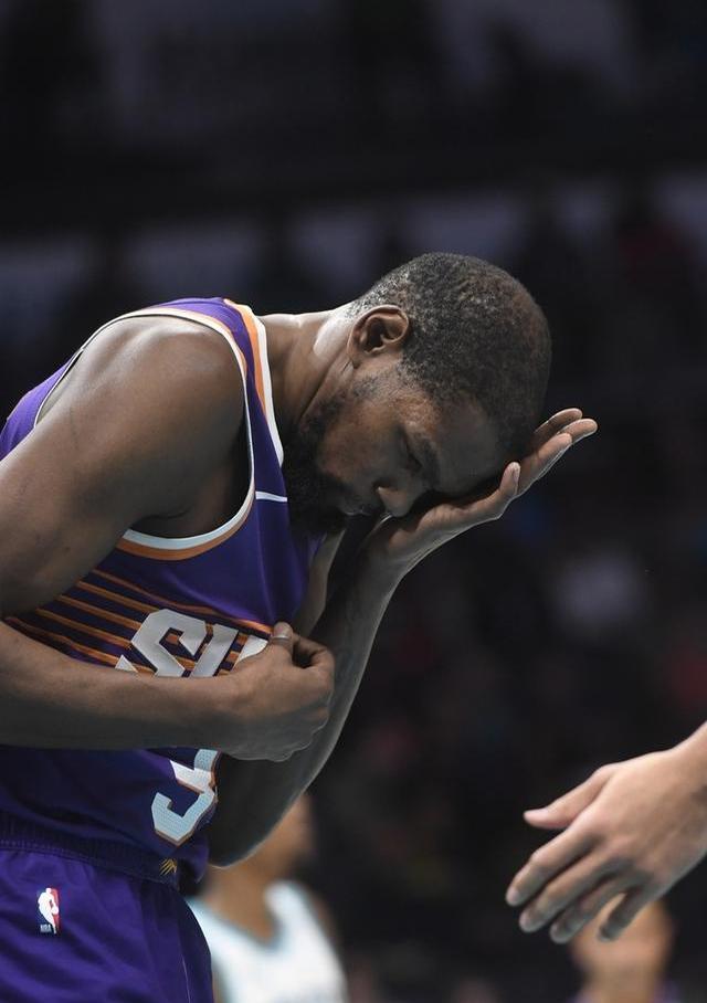 欧联倒计时，夏洛特黄蜂集结日复出首秀，细节引发关注，底气十足，医务组通报恢复的简单介绍