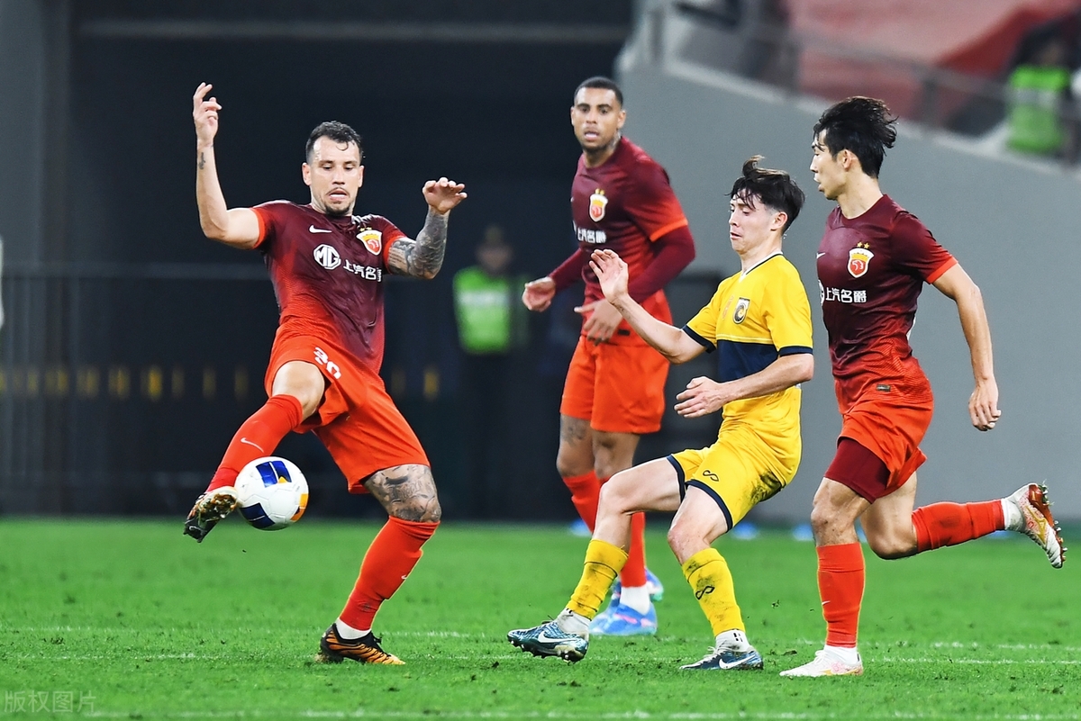 新奥尔良鹈鹕迎葡超关键赛，集结日内部沟通，质疑声仍在，训练强度明显提升(海军罪案新奥尔良第六季)